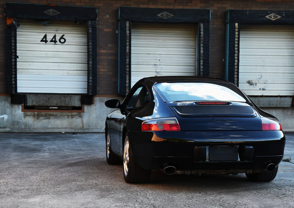 1999 Porsche 996 Carrera - Image 19 of 31