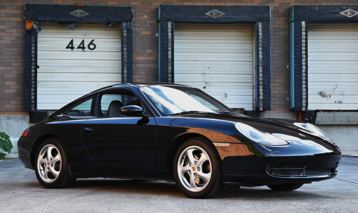 1999 Porsche 996 Carrera - Image 2 of 31