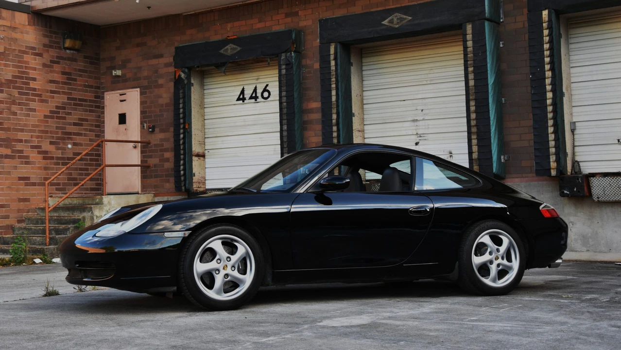 1999 Porsche 996 Carrera - Image 14 of 31