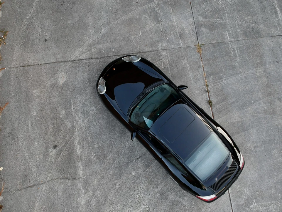 1999 Porsche 996 Carrera - Image 27 of 31