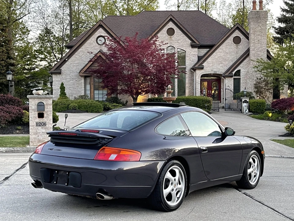 1999 Porsche 996 Carrera - Image 25 of 31