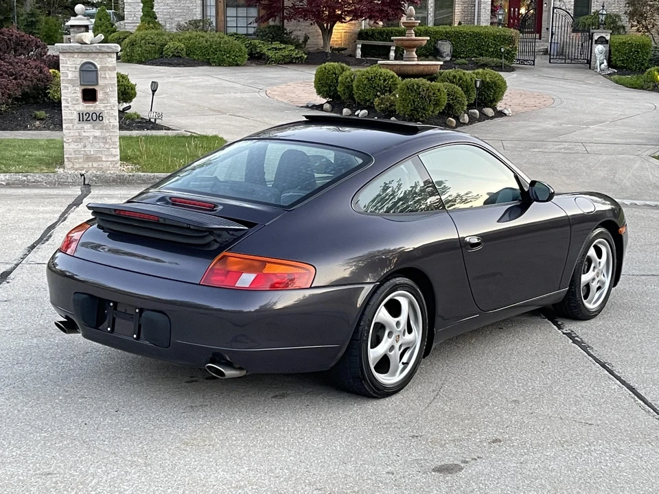 1999 Porsche 996 Carrera - Image 29 of 31
