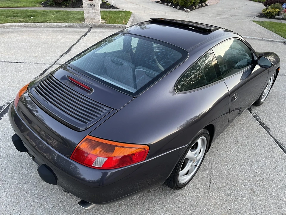 1999 Porsche 996 Carrera - Image 30 of 31