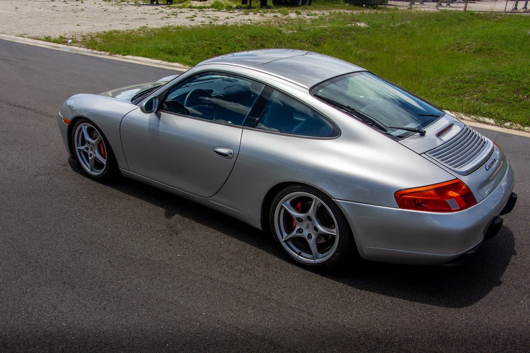 1999 Porsche 996 Carrera - Image 25 of 31