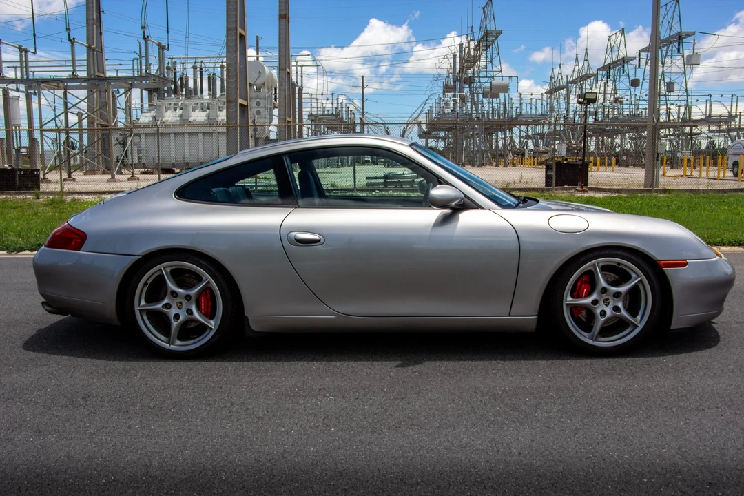1999 Porsche 996 Carrera - Image 13 of 31