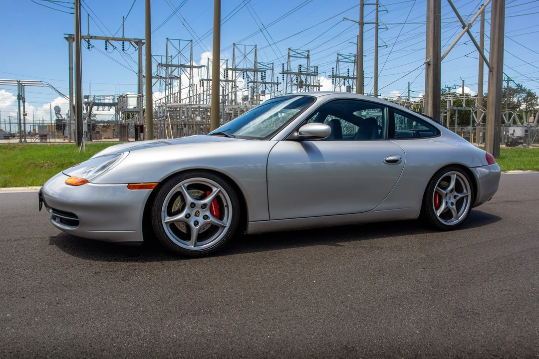 1999 Porsche 996 Carrera - Image 28 of 31