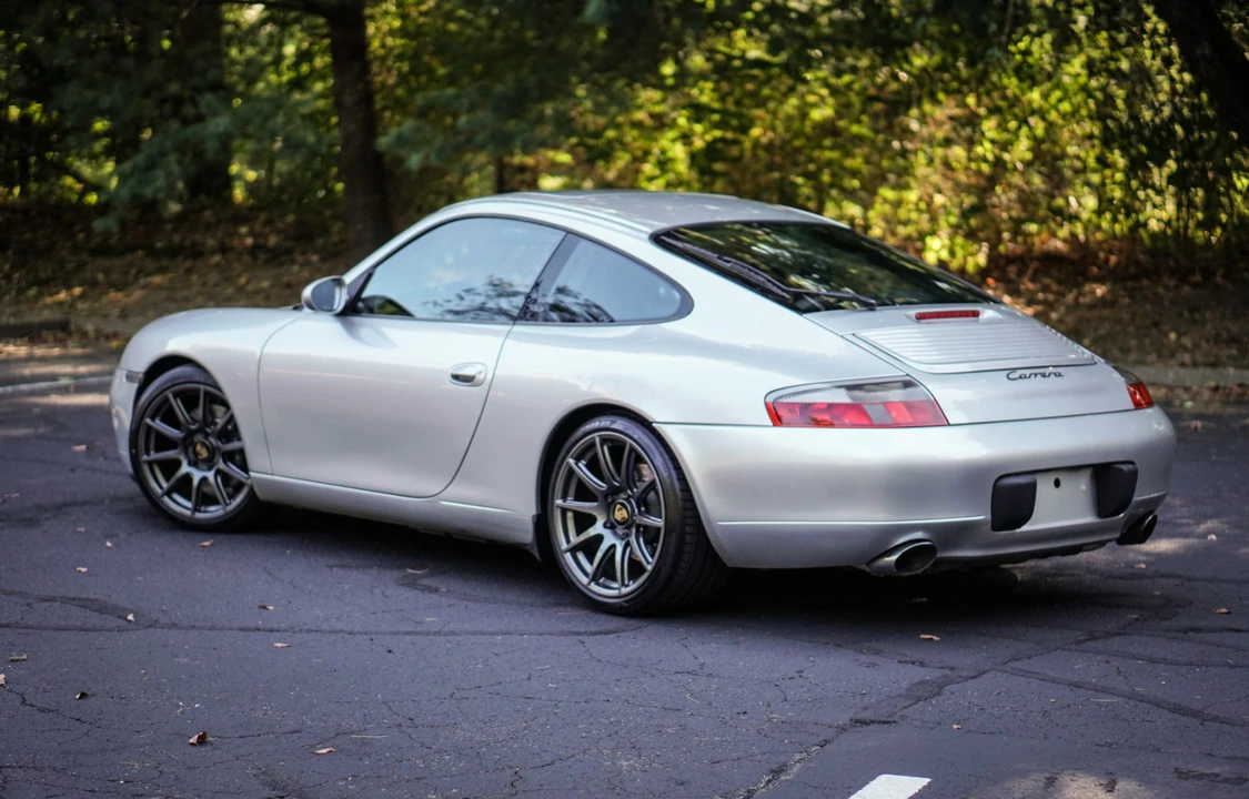 1999 Porsche 996 Carrera - Image 13 of 31
