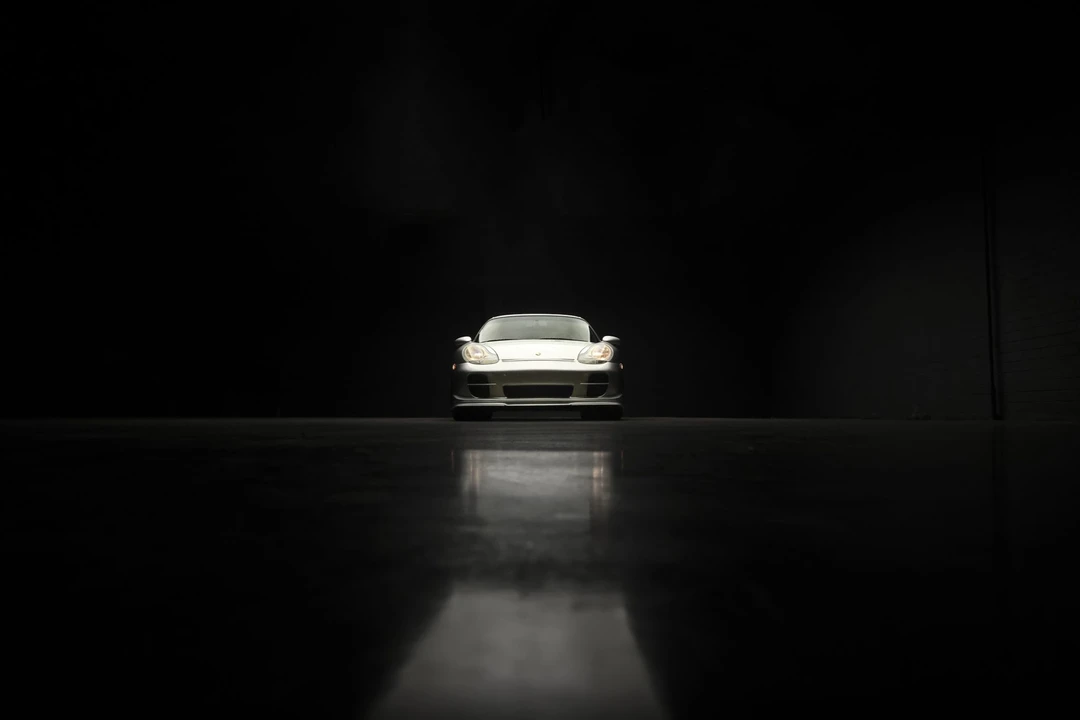 1999 Porsche 996 Carrera - Image 9 of 31