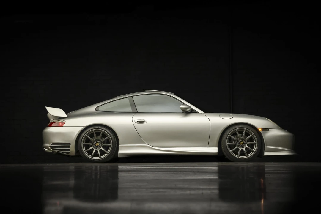1999 Porsche 996 Carrera - Image 16 of 31