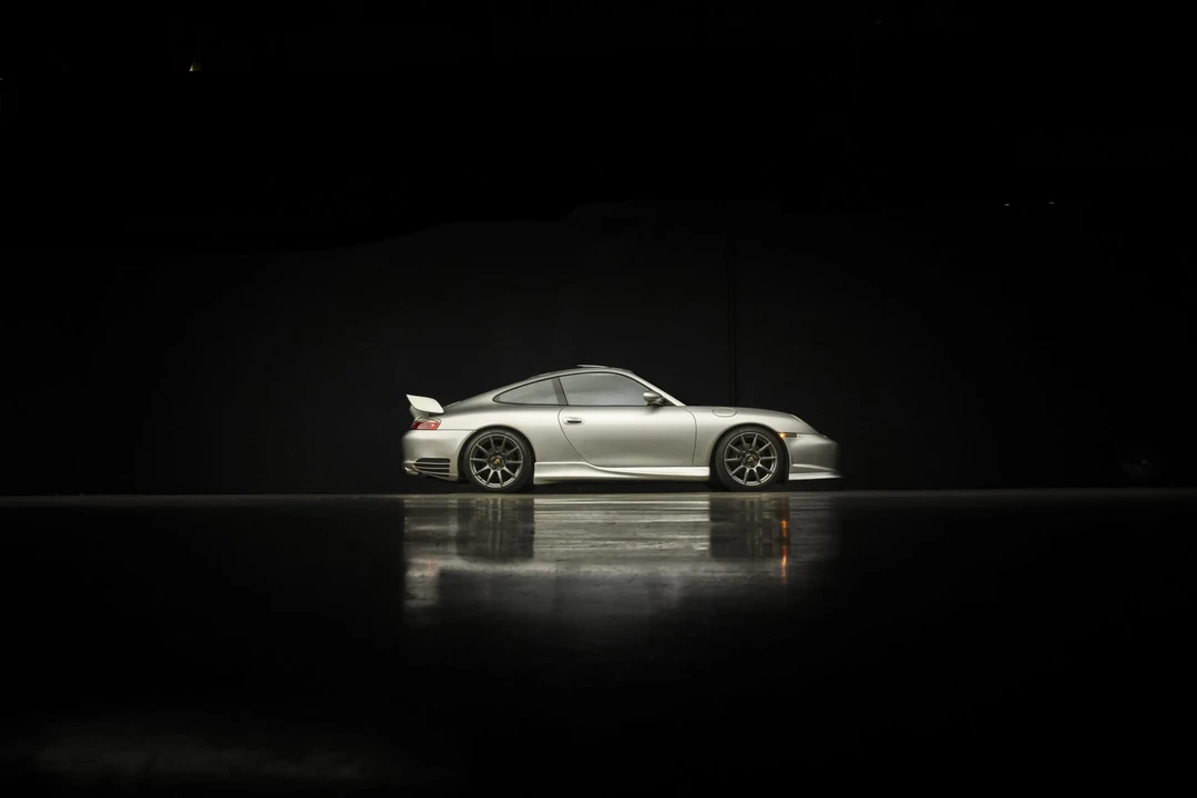 1999 Porsche 996 Carrera - Image 17 of 31