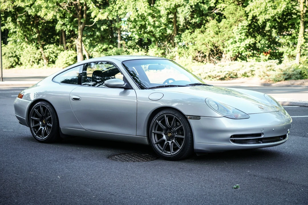 1999 Porsche 996 Carrera - Image 25 of 31