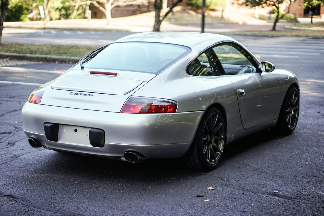 1999 Porsche 996 Carrera - Image 22 of 31