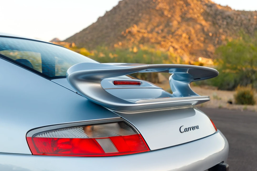 1999 Porsche 996 Carrera - Image 24 of 31