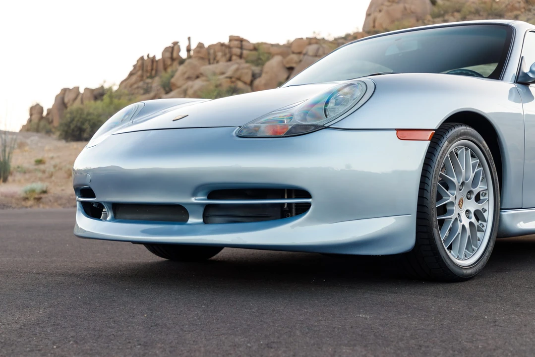 1999 Porsche 996 Carrera - Image 16 of 31