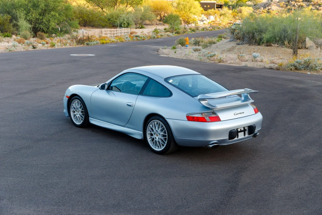 1999 Porsche 996 Carrera - Image 10 of 31