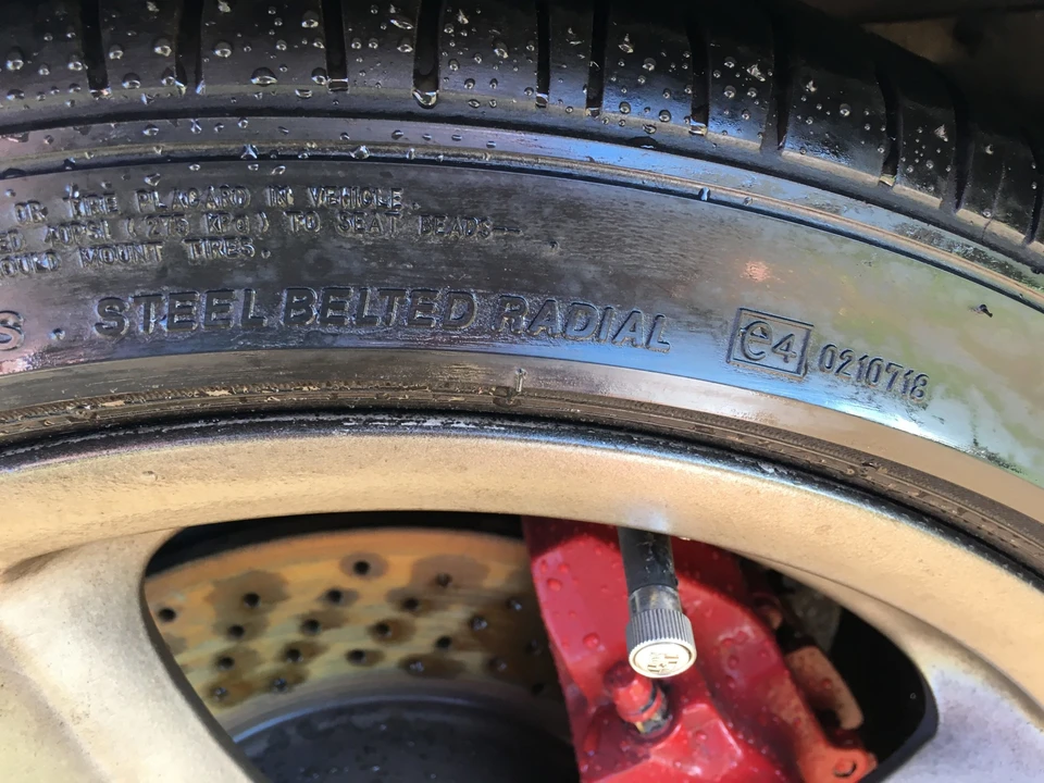 1999 Porsche 996 Carrera - Image 18 of 31