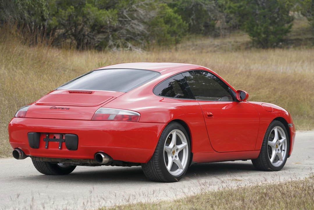 1999 Porsche 996 Carrera - Image 10 of 31