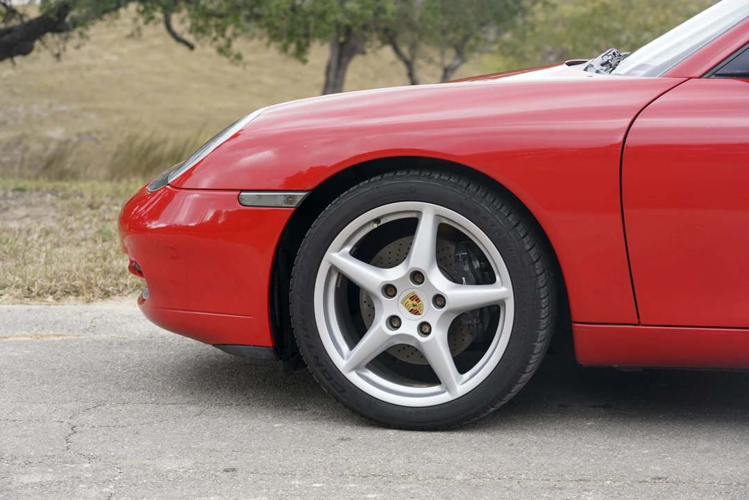 1999 Porsche 996 Carrera - Image 19 of 31