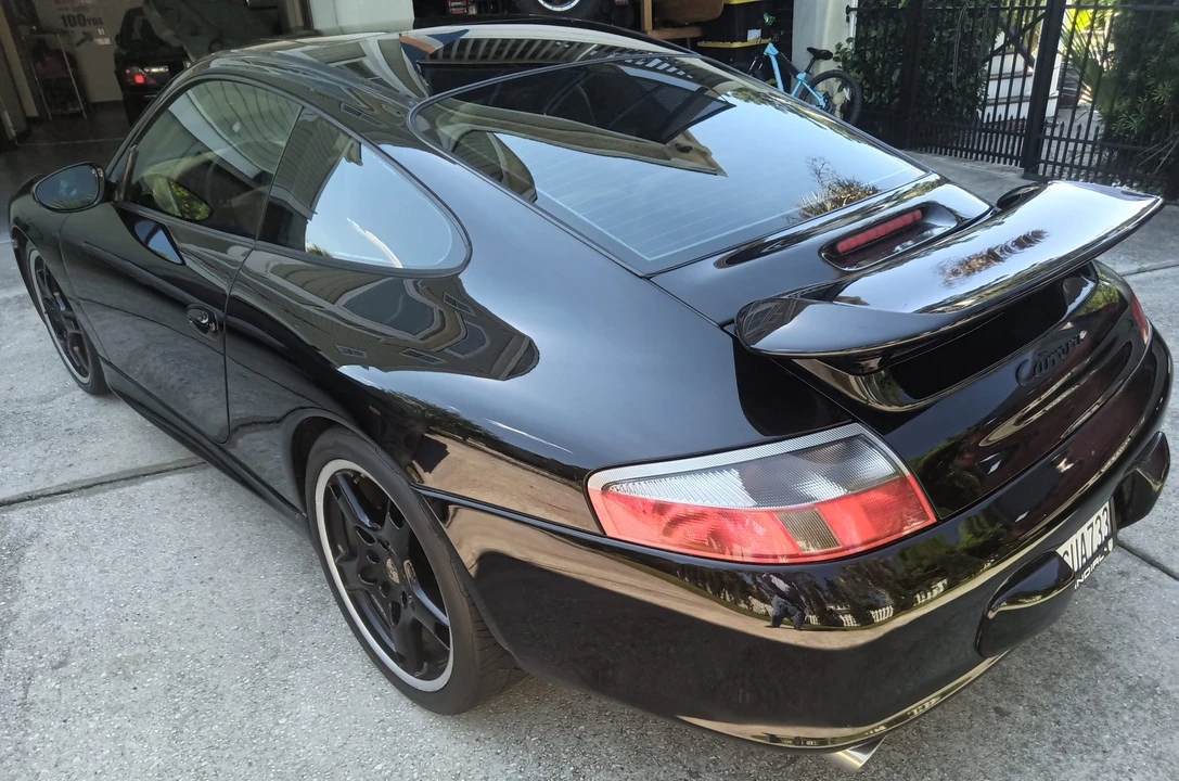1999 Porsche 996 Carrera - Image 12 of 31