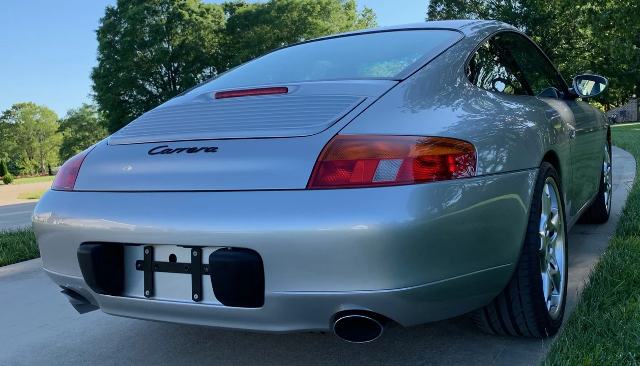 1999 Porsche 996 Carrera - Image 24 of 31