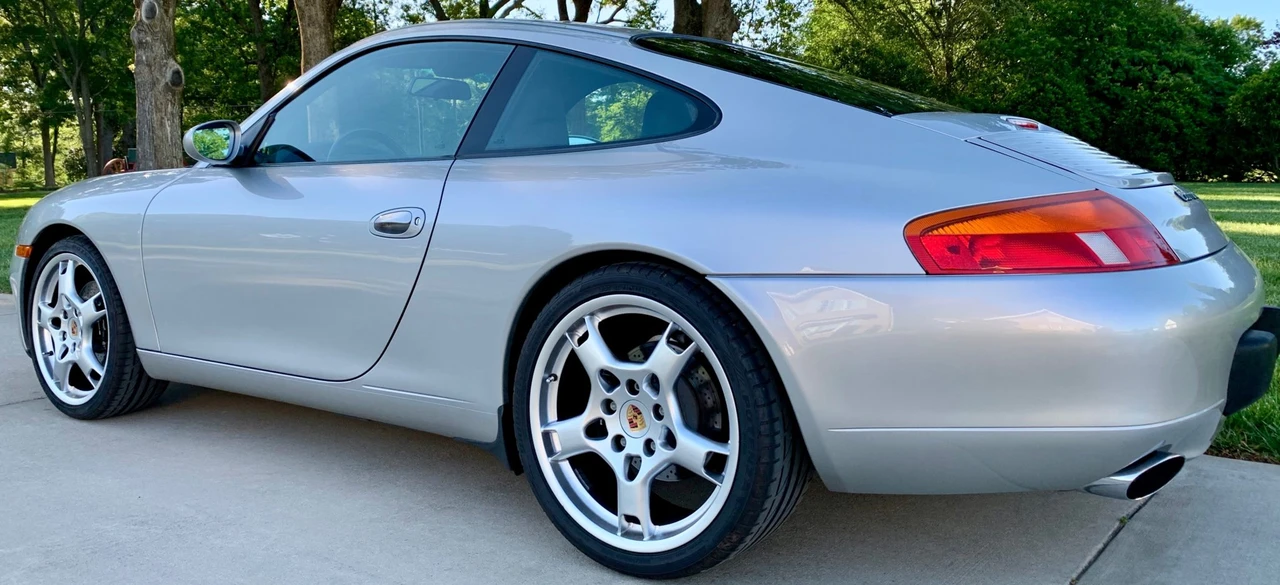 1999 Porsche 996 Carrera - Image 12 of 31
