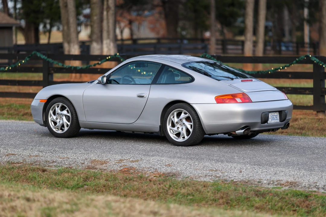 1999 Porsche 996 Carrera - Image 29 of 31