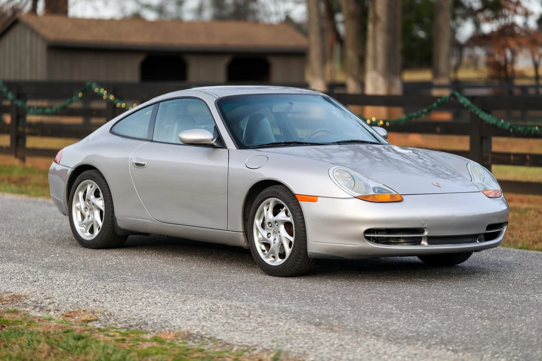 1999 Porsche 996 Carrera - Image 12 of 31