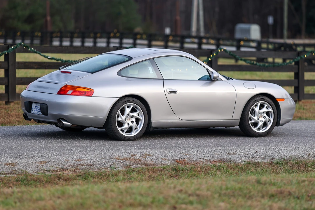 1999 Porsche 996 Carrera - Image 20 of 31