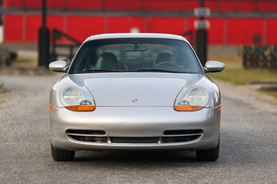 1999 Porsche 996 Carrera - Image 8 of 31