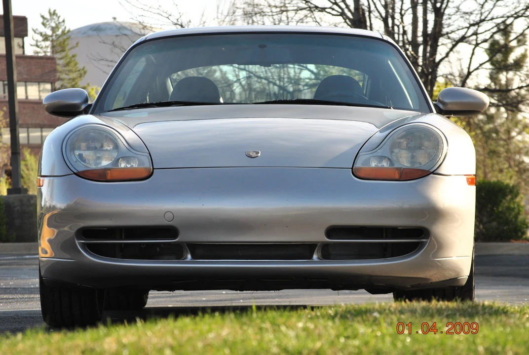 1999 Porsche 996 Carrera - Image 14 of 31