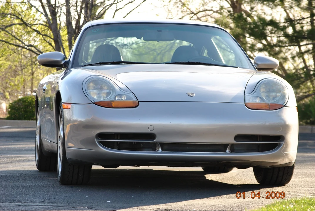 1999 Porsche 996 Carrera - Image 15 of 31