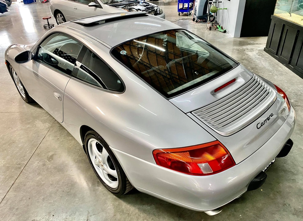 1999 Porsche 996 Carrera - Image 26 of 31