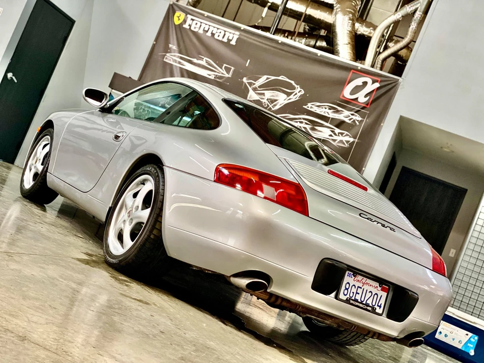 1999 Porsche 996 Carrera - Image 25 of 31