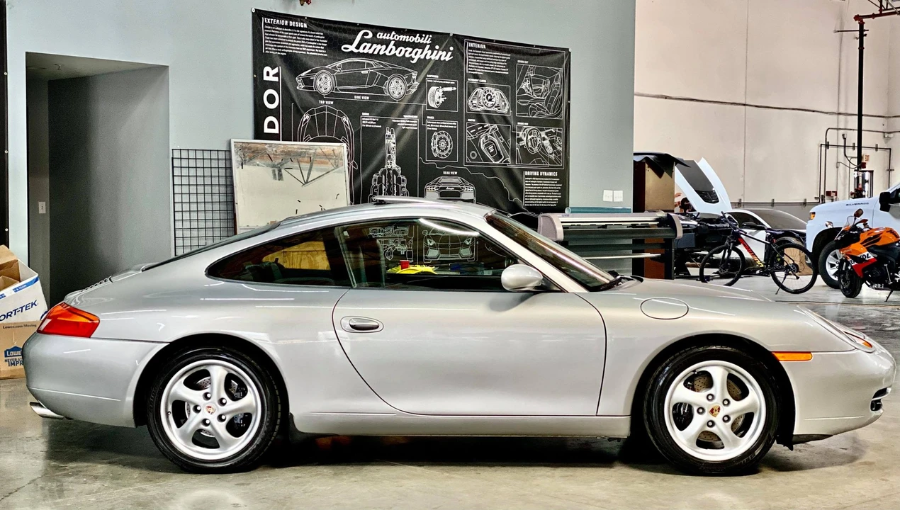 1999 Porsche 996 Carrera - Image 16 of 31