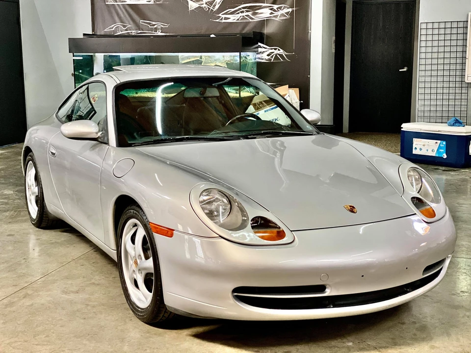 1999 Porsche 996 Carrera - Image 10 of 31