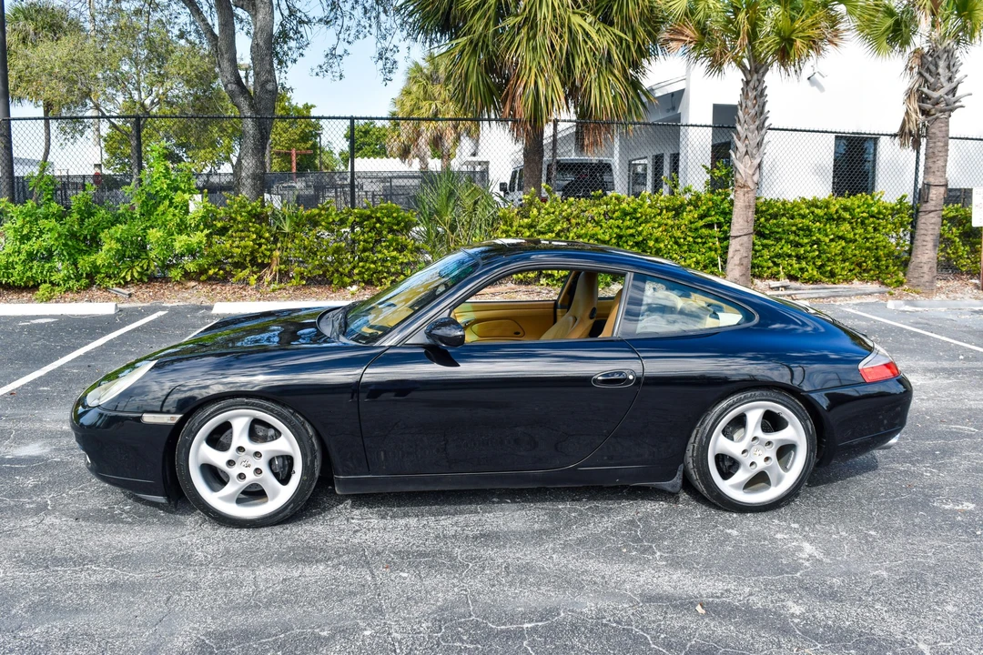 1999 Porsche 996 Carrera - Image 17 of 31