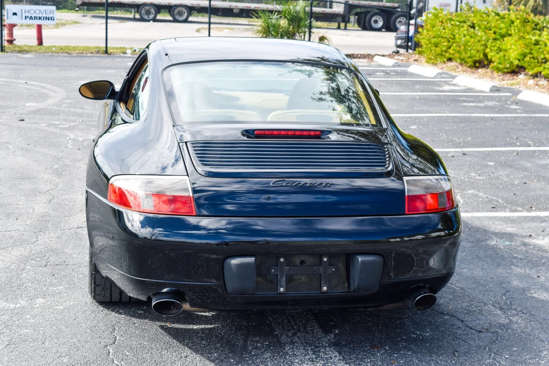 1999 Porsche 996 Carrera - Image 30 of 31