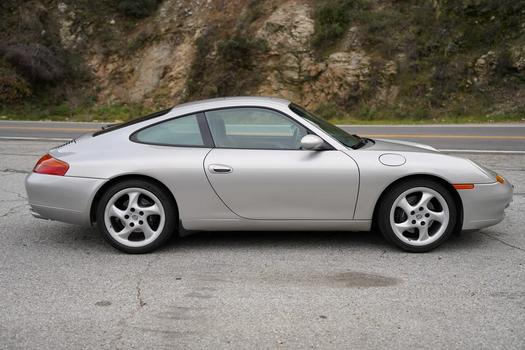 1999 Porsche 996 Carrera - Image 20 of 31