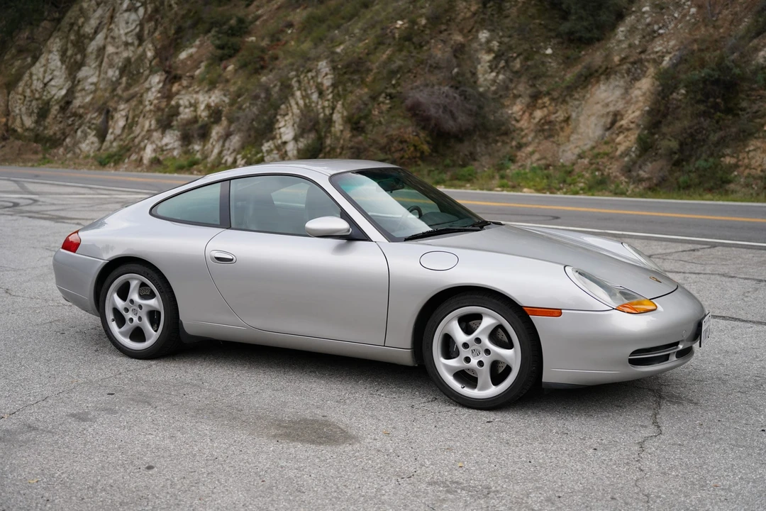 1999 Porsche 996 Carrera - Image 16 of 31