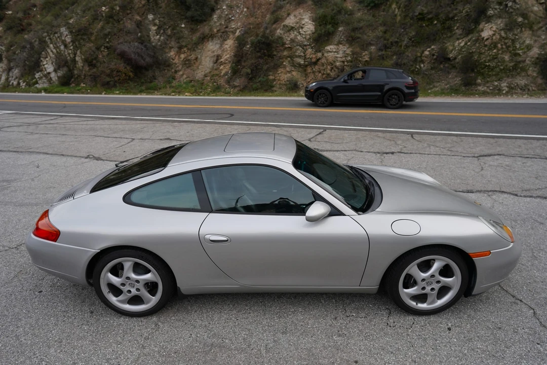 1999 Porsche 996 Carrera - Image 21 of 31