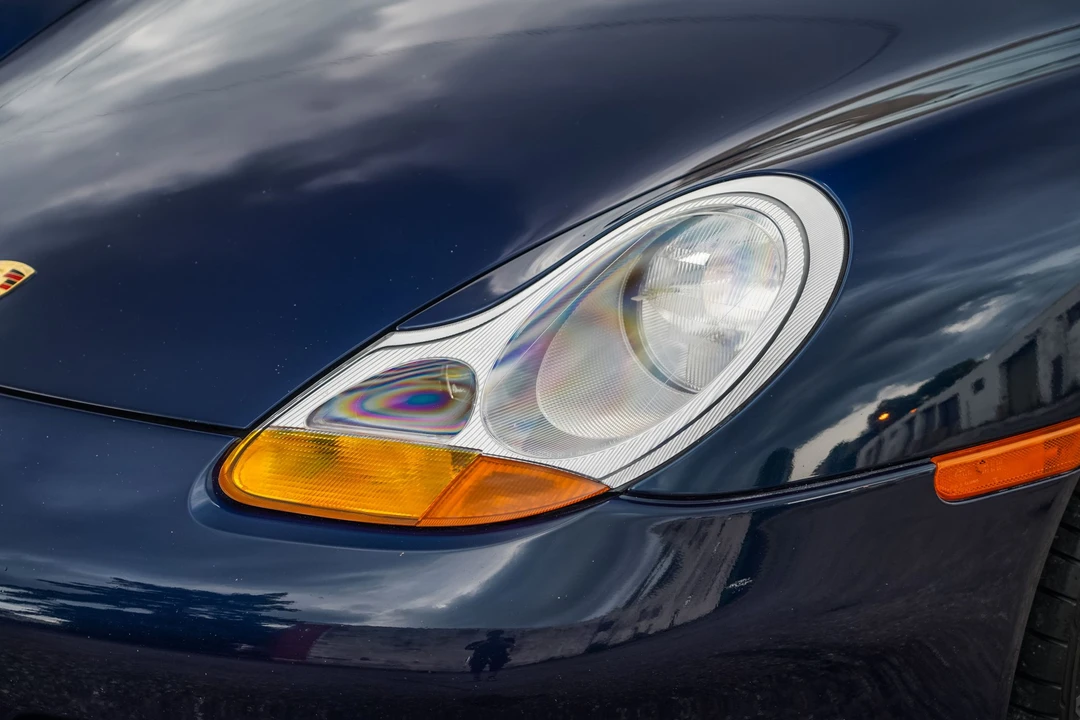 1999 Porsche 996 Carrera - Image 22 of 31