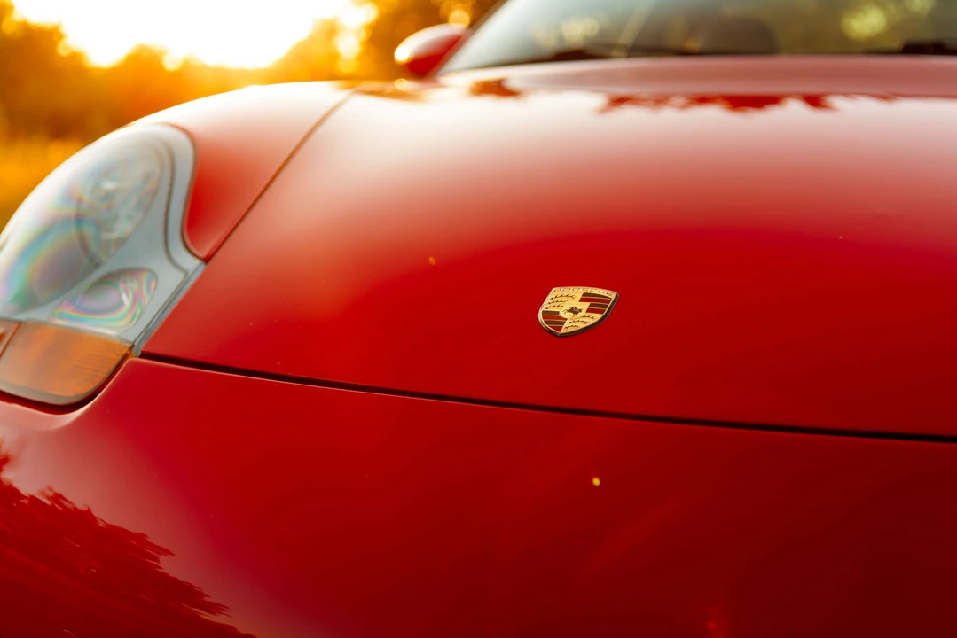 1999 Porsche 996 Carrera - Image 21 of 31