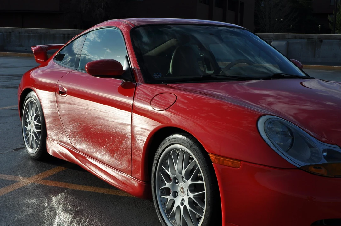 1999 Porsche 996 Carrera - Image 16 of 31