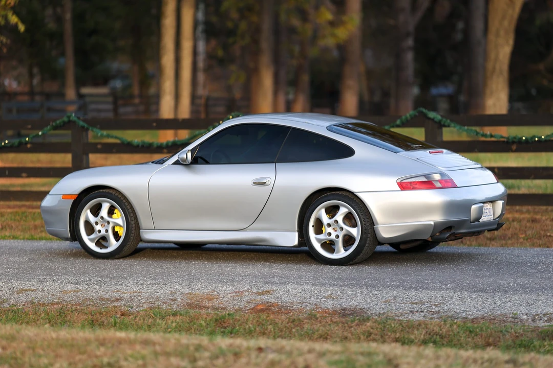 1999 Porsche 996 Carrera - Image 30 of 31