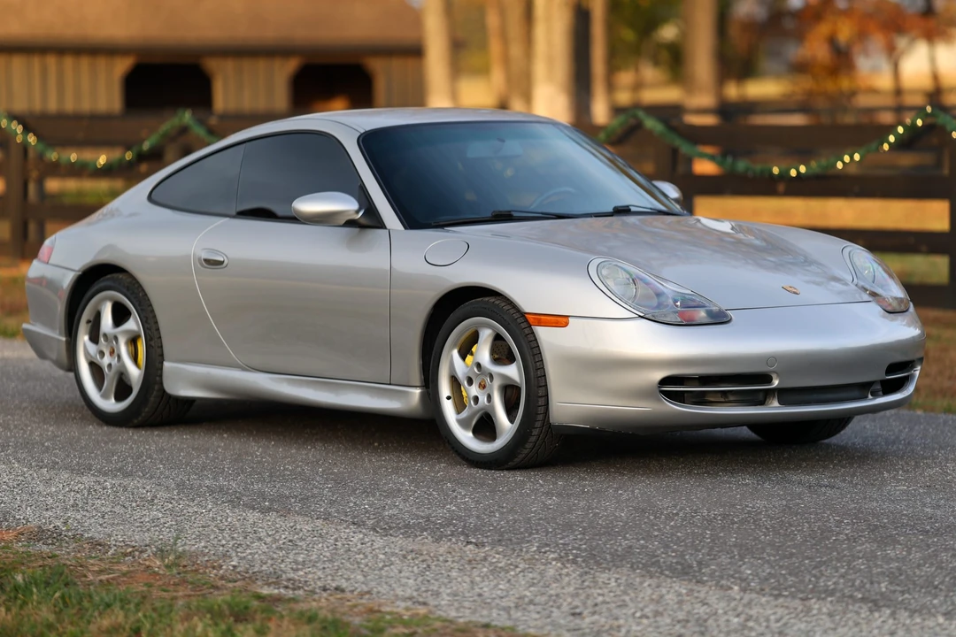 1999 Porsche 996 Carrera - Image 16 of 31