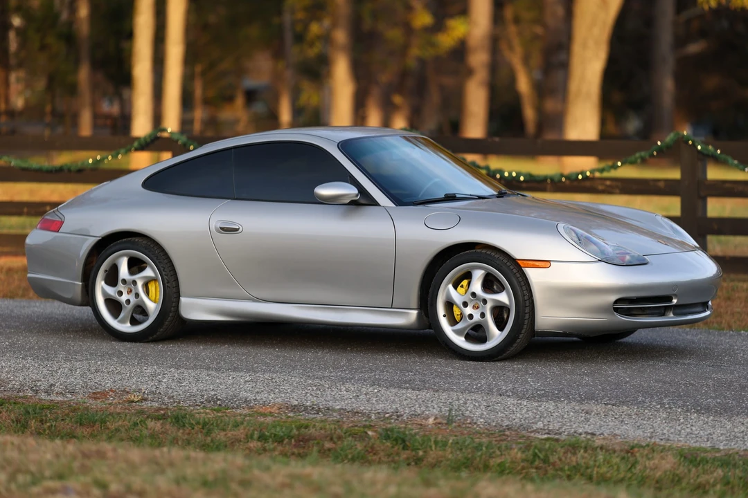 1999 Porsche 996 Carrera - Image 17 of 31
