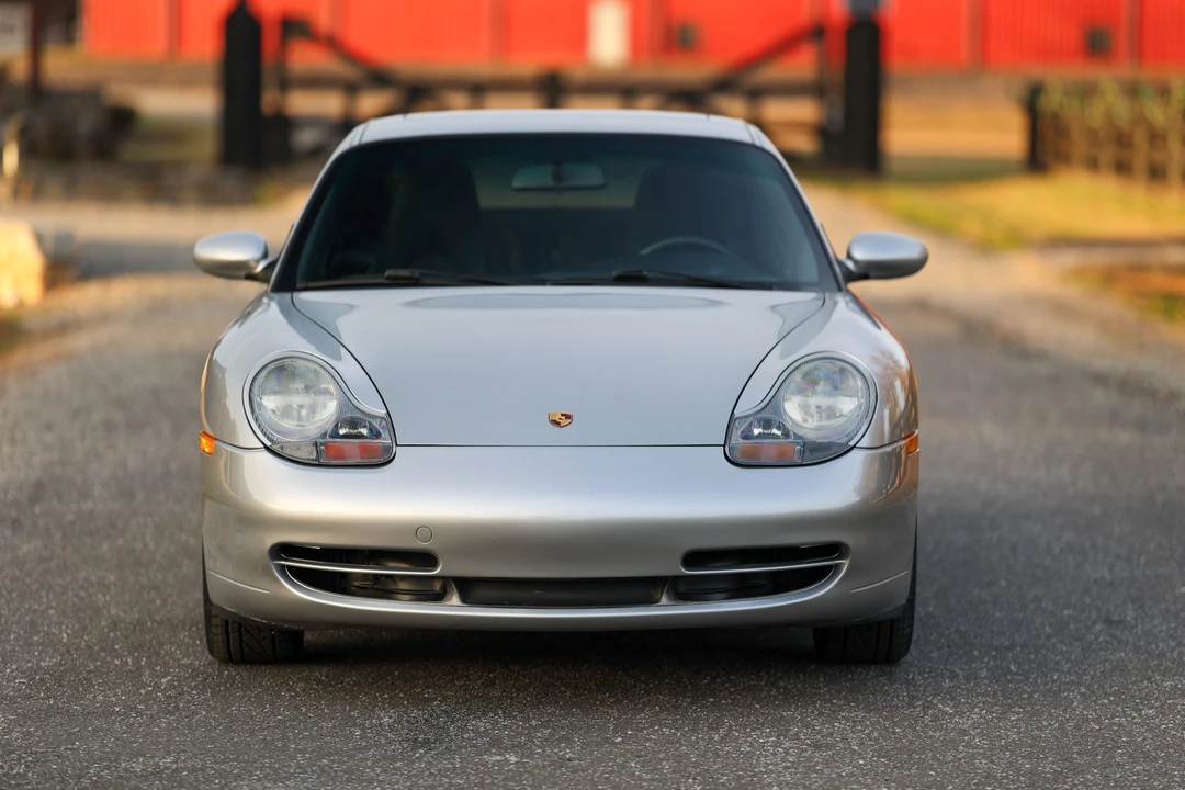1999 Porsche 996 Carrera - Image 9 of 31