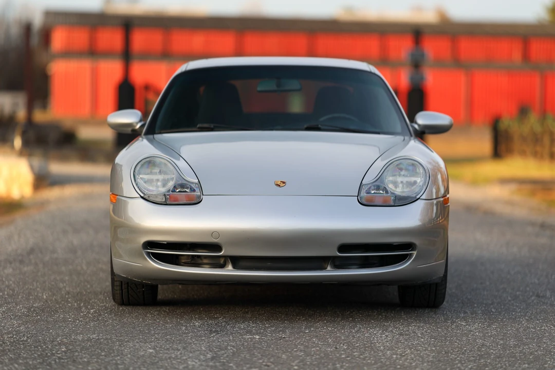 1999 Porsche 996 Carrera - Image 8 of 31