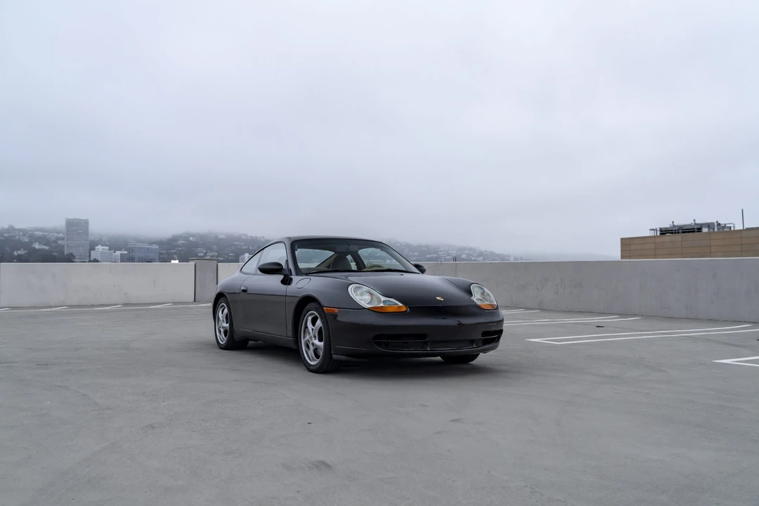 1999 Porsche 996 Carrera - Image 10 of 31