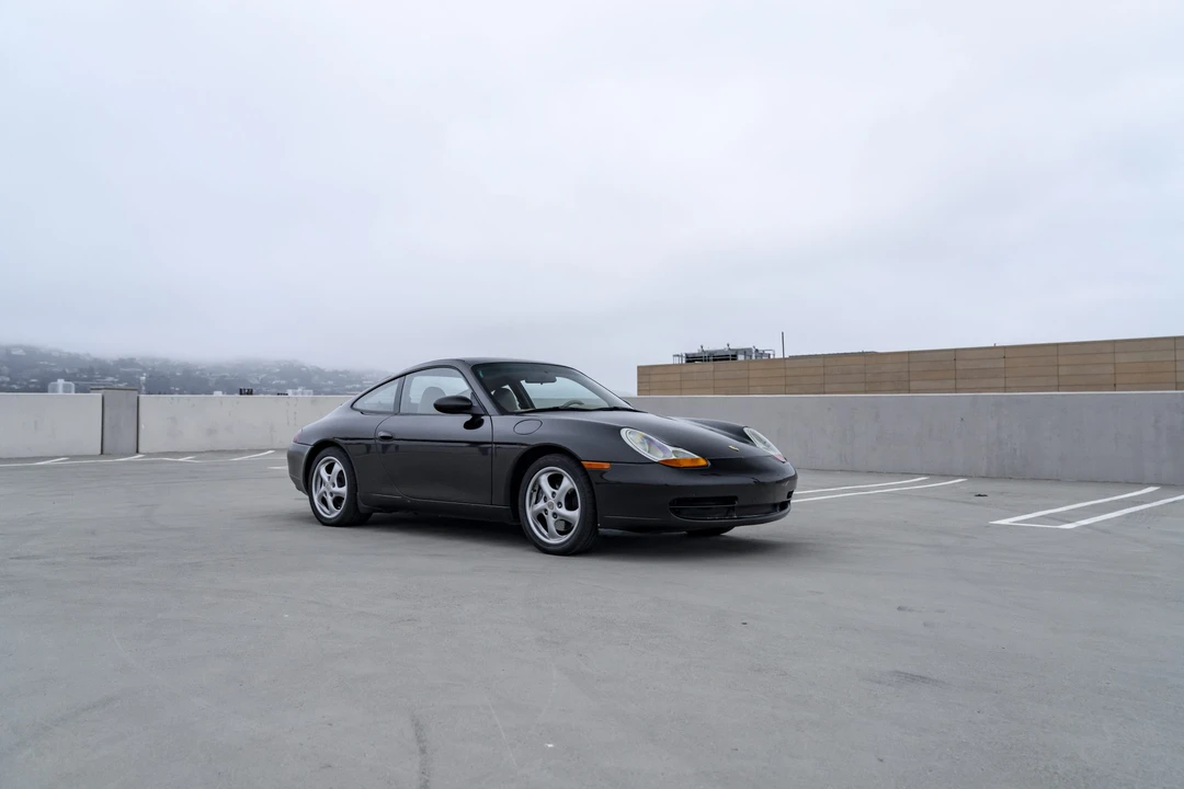 1999 Porsche 996 Carrera - Image 14 of 31